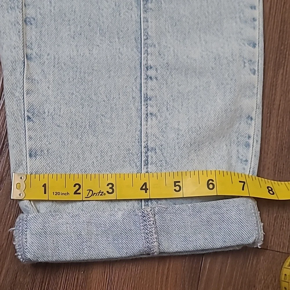 LOFT Light Blue‎ Straight Leg Jeans for women zise m used good condition.